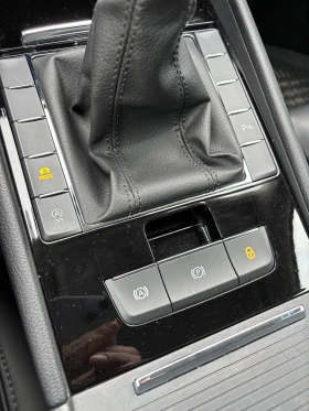 Skoda Superb 1.8 TSI (EA888), снимка 11