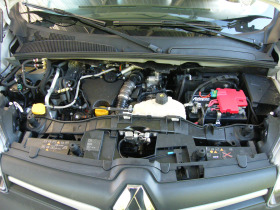Renault Kangoo MAXI 1.5DCI, снимка 17 - Автомобили и джипове - 45538902