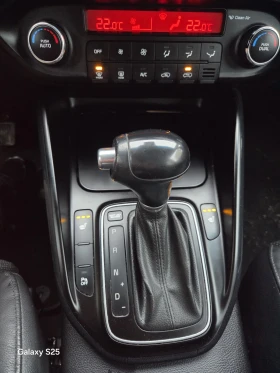 Kia Carens Kia Carens 7 местна Швейцария - 6800 € / 13299.64 лв. - 81956529 9