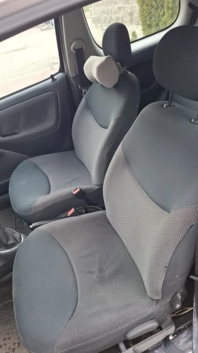 Toyota Yaris - 1300 € / 2542.58 лв. - 56627703 7