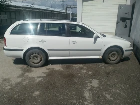 Skoda Octavia 2.0 - 700 € / 1369.08 лв. - 70300734 6