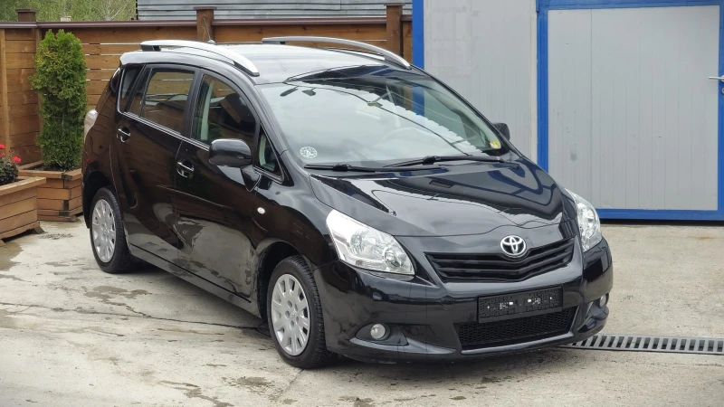 Toyota Verso 1.8 Valvematic, снимка 1 - Автомобили и джипове - 47293679