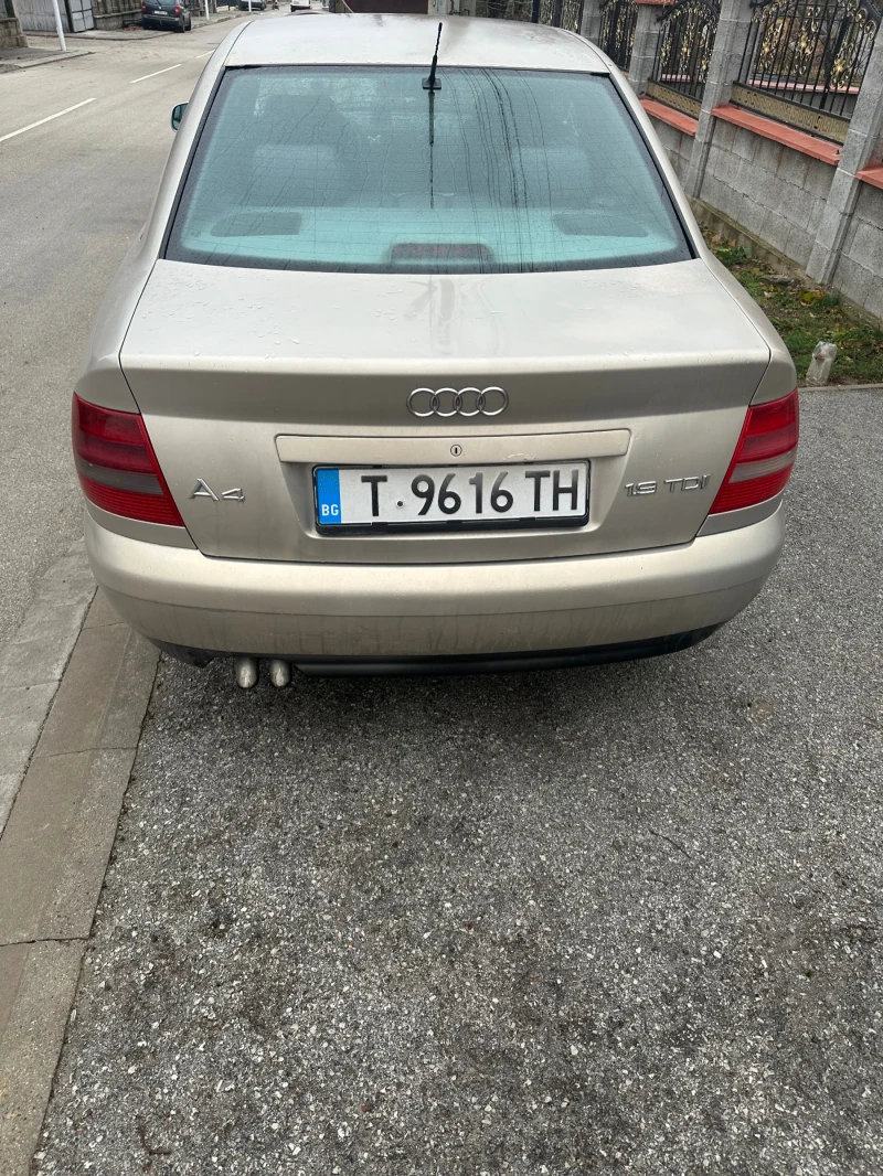 Audi A4, снимка 3 - Автомобили и джипове - 48175353