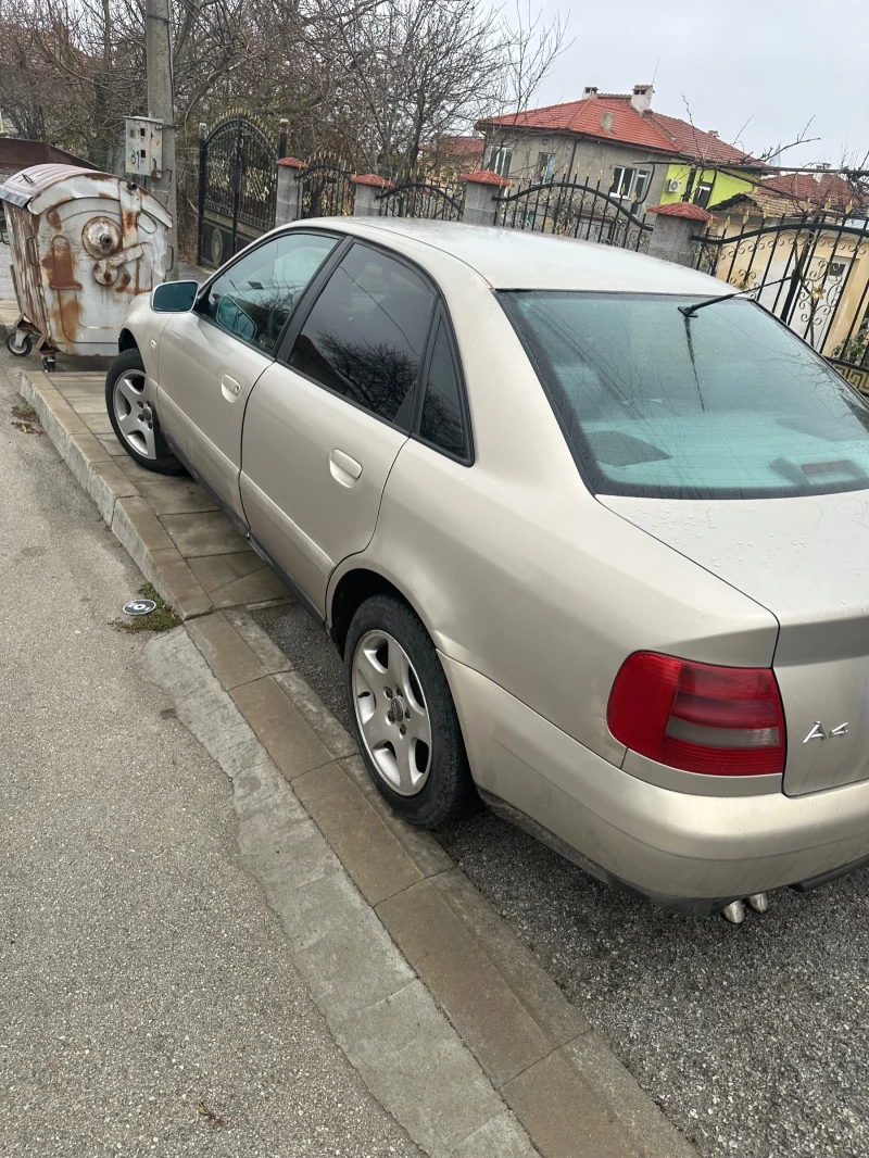 Audi A4, снимка 4 - Автомобили и джипове - 48175353