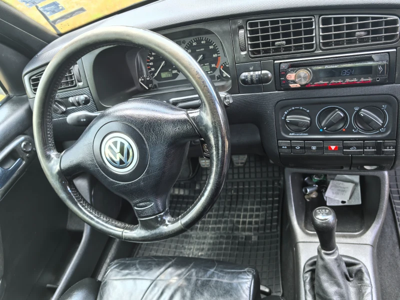 VW Golf, снимка 11 - Автомобили и джипове - 52638970