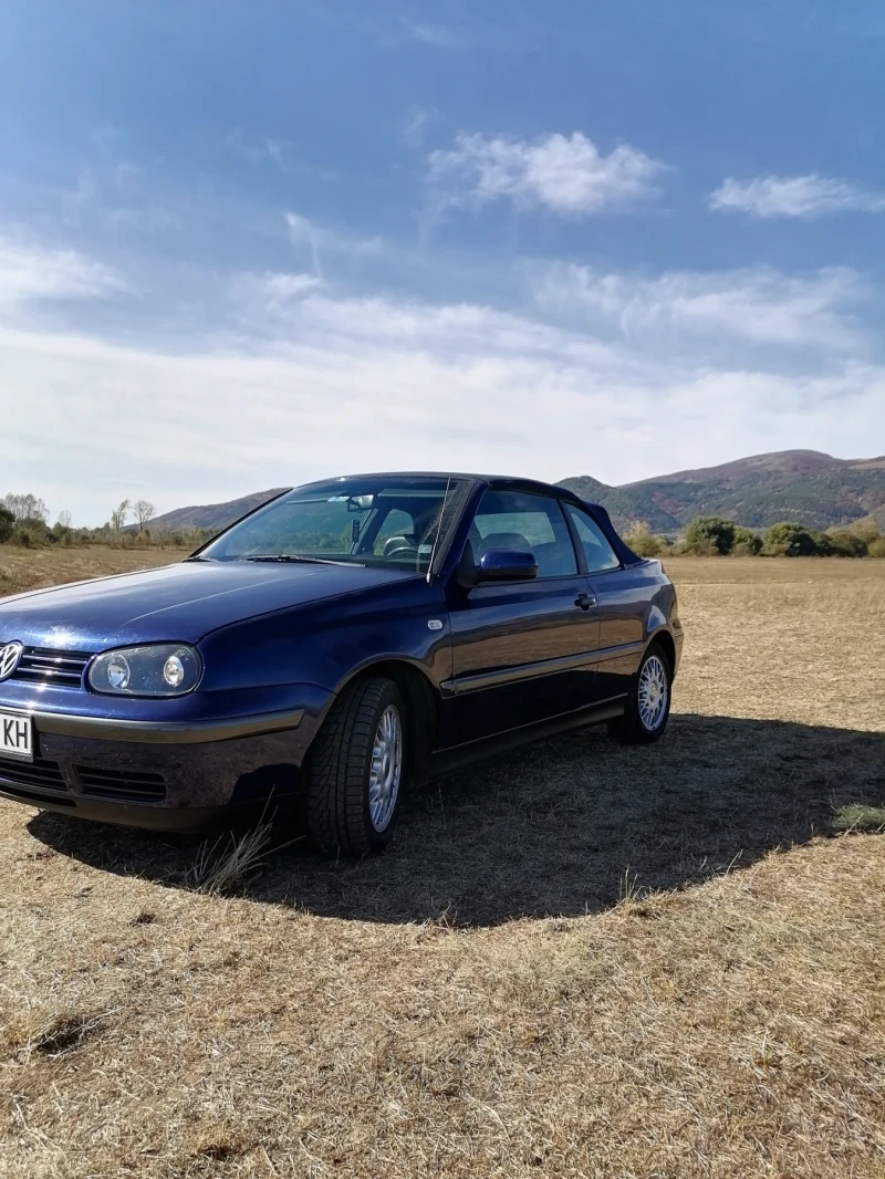 VW Golf, снимка 1 - Автомобили и джипове - 48740369