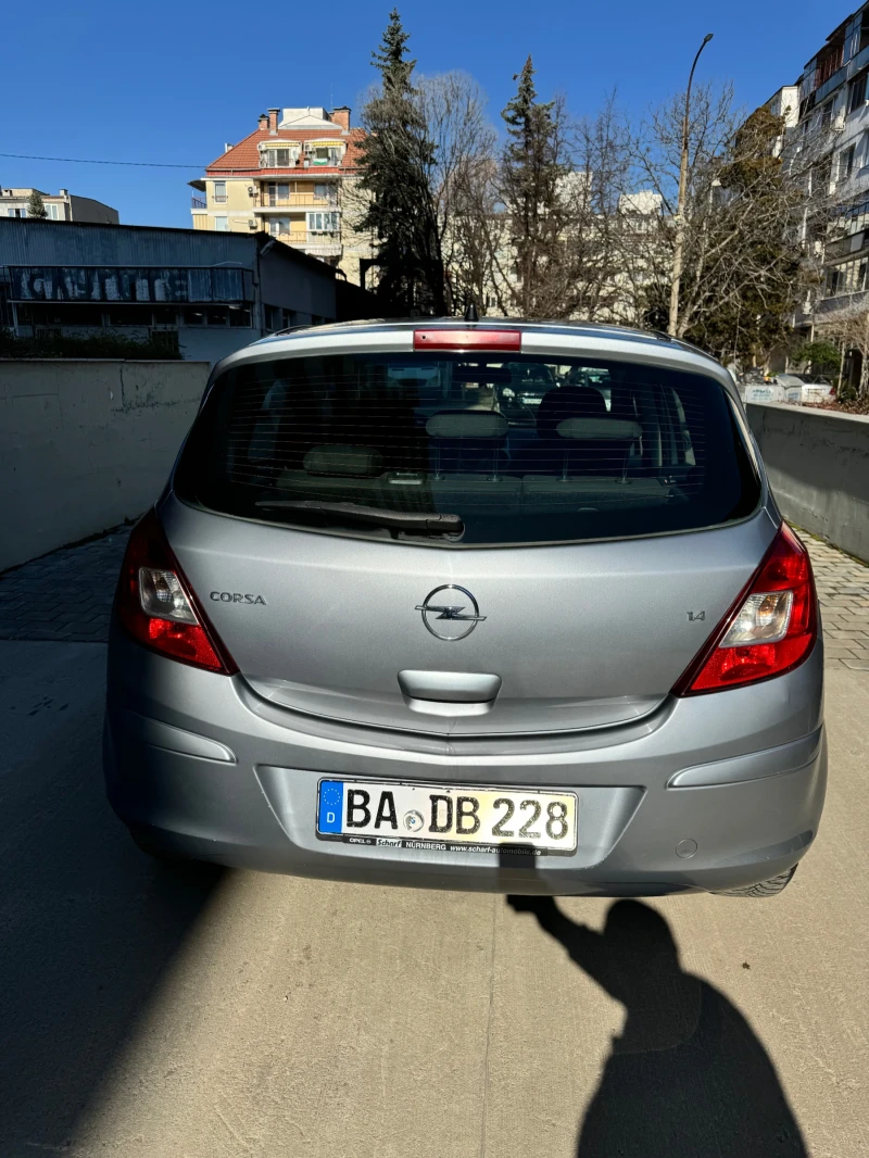 Opel Corsa 1.4 бензин, снимка 4 - Автомобили и джипове - 49359326