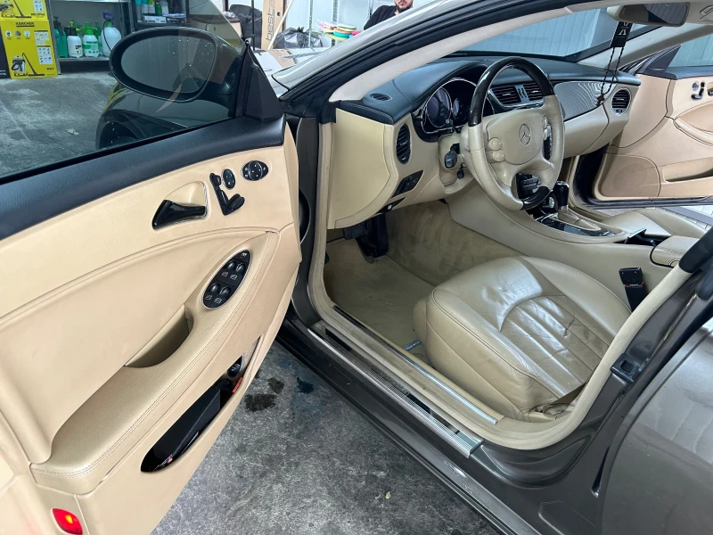 Mercedes-Benz CLS 320, снимка 9 - Автомобили и джипове - 52259948
