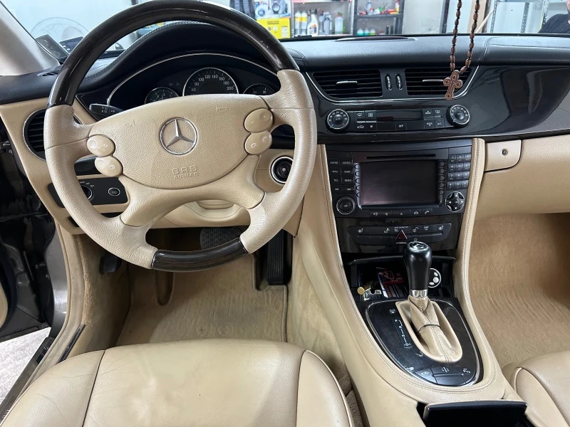 Mercedes-Benz CLS 320, снимка 8 - Автомобили и джипове - 52259948