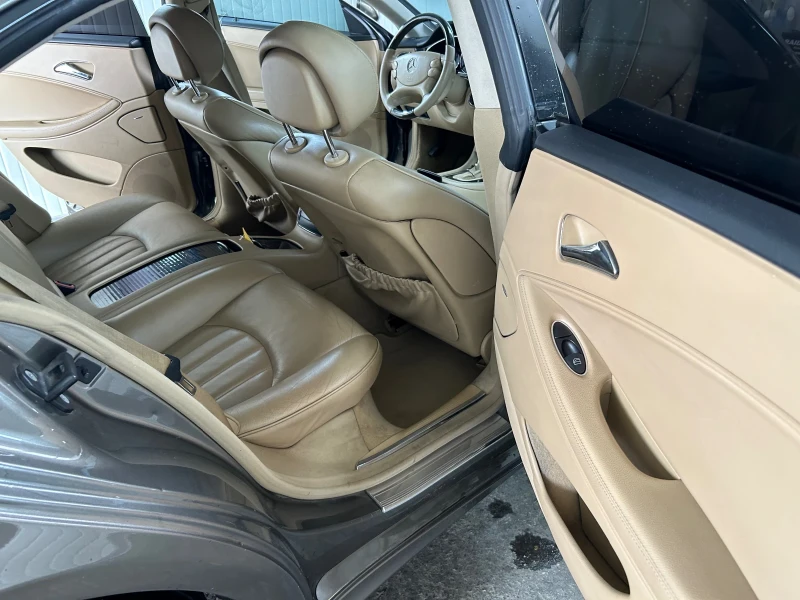 Mercedes-Benz CLS 320, снимка 12 - Автомобили и джипове - 52259948