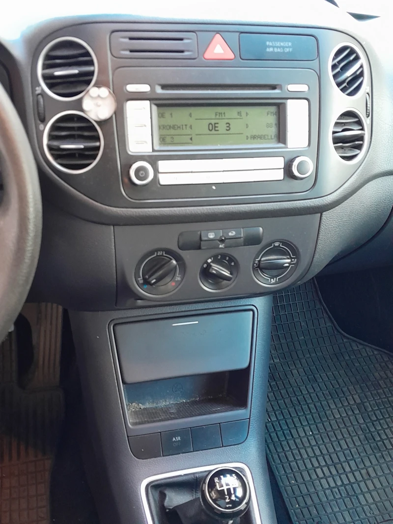 VW Golf Plus  1.9tdi 105kc, снимка 7 - Автомобили и джипове - 52196972