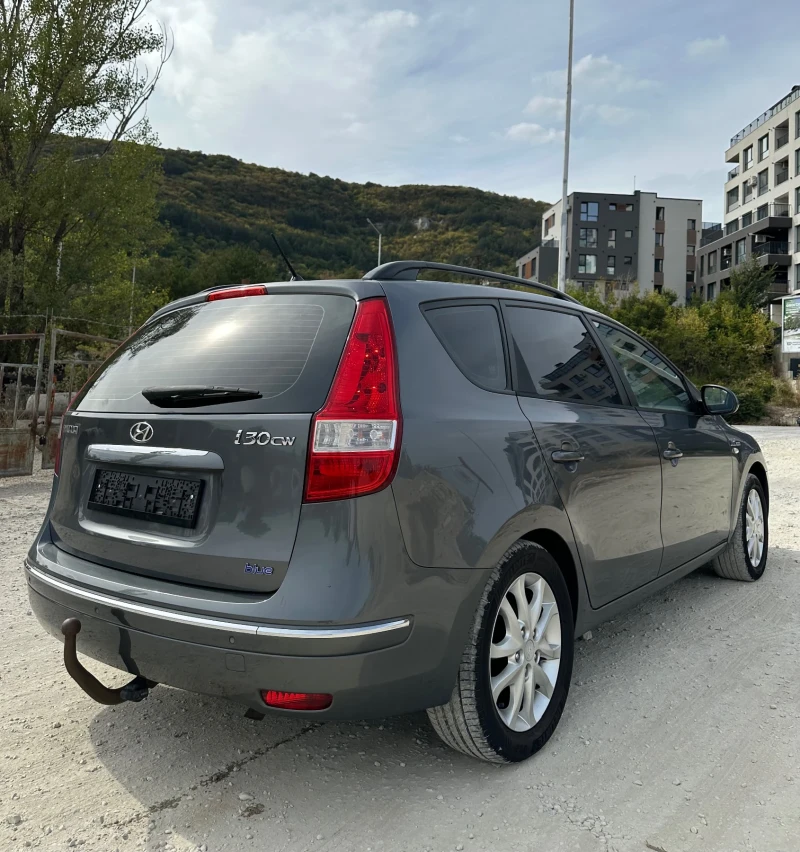Hyundai I30 1.6i * Facelift* * Business* , снимка 7 - Автомобили и джипове - 51956620