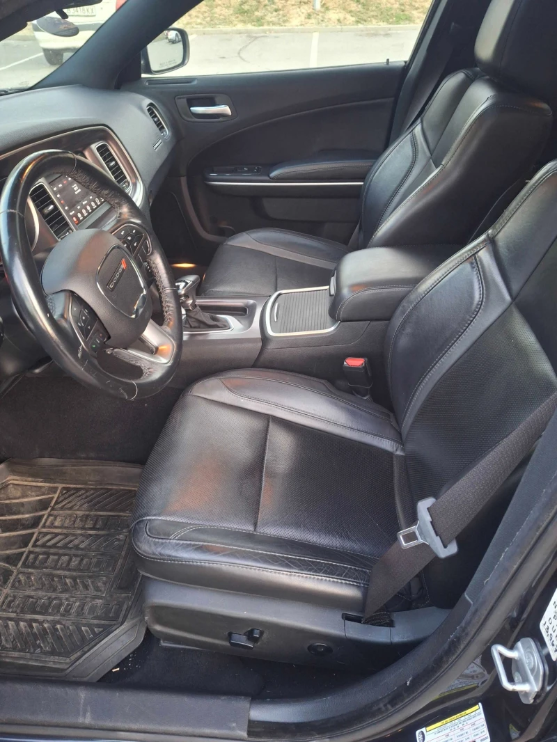 Dodge Charger SXT, Aвтоматик 8ZF, Pentastar, FULL, КОЖА, Камера, снимка 13 - Автомобили и джипове - 52562474