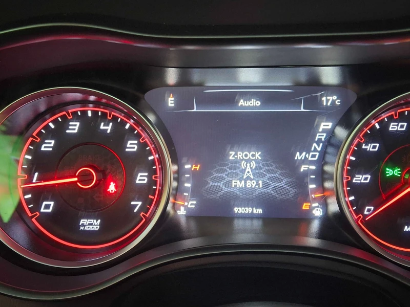 Dodge Charger SXT, Aвтоматик 8ZF, Pentastar, FULL, КОЖА, Камера, снимка 10 - Автомобили и джипове - 52562474