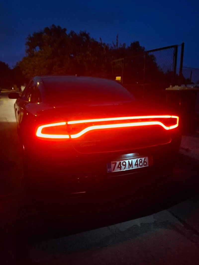 Dodge Charger SXT, Aвтоматик 8ZF, Pentastar, FULL, КОЖА, Камера, снимка 14 - Автомобили и джипове - 52562474