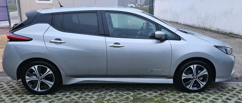 Nissan Leaf , снимка 4 - Автомобили и джипове - 52821652