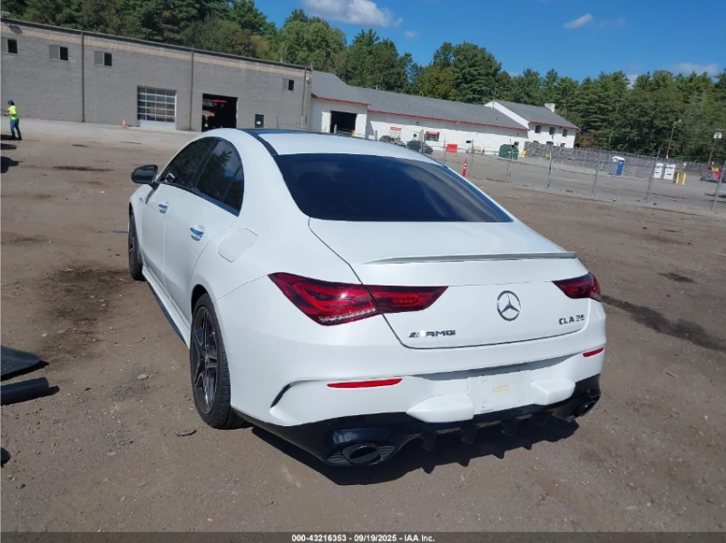 Mercedes-Benz CLA 350 AMG 4MATIC* Burmester* ПОДГРЕВ* AMBIENT, снимка 5 - Автомобили и джипове - 52892286