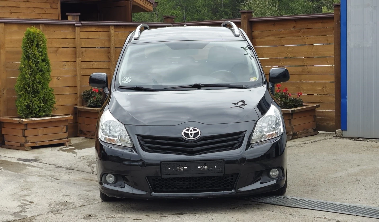 Toyota Verso 1.8 Valvematic - изображение 2