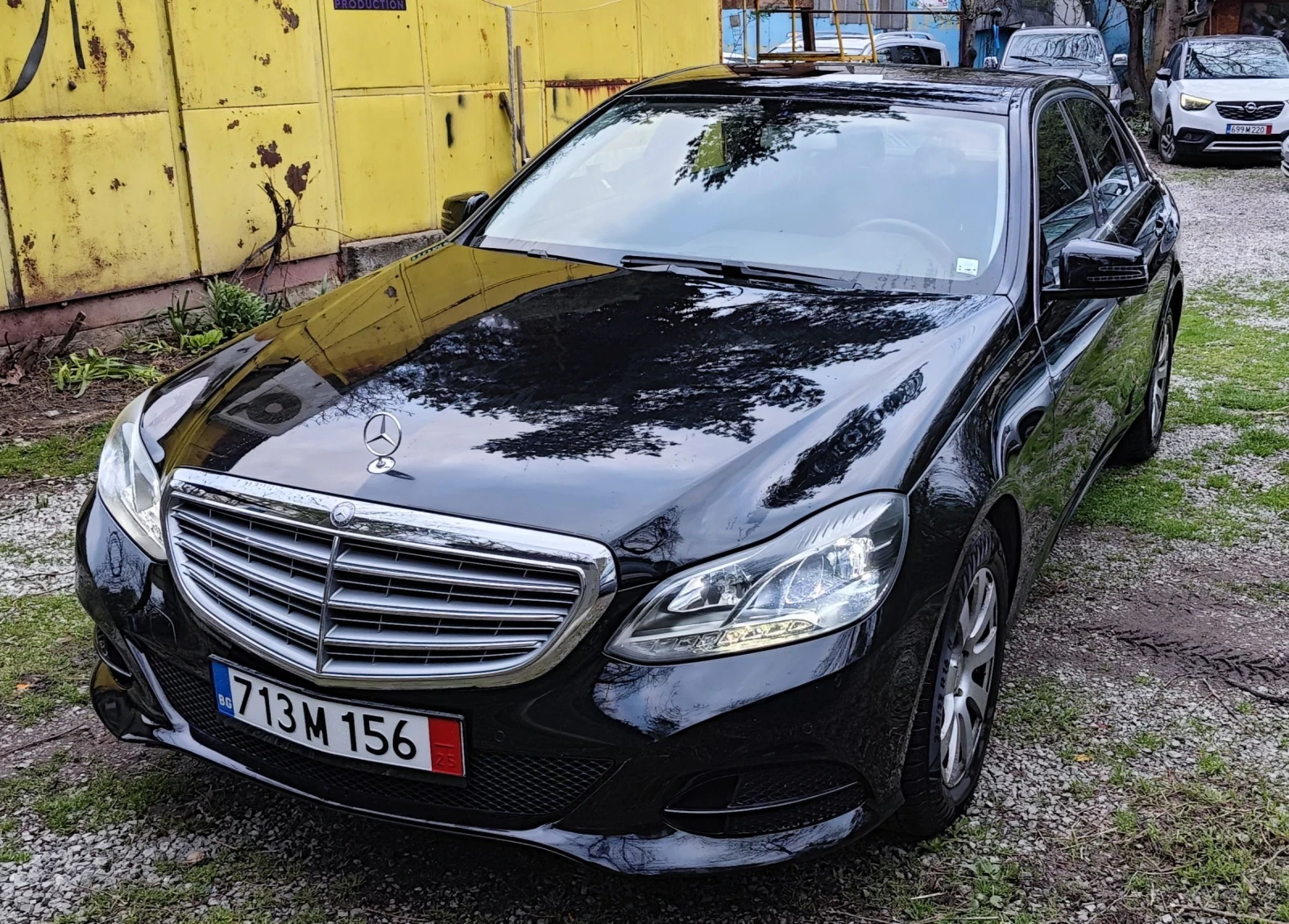 Mercedes-Benz E 220  - изображение 4