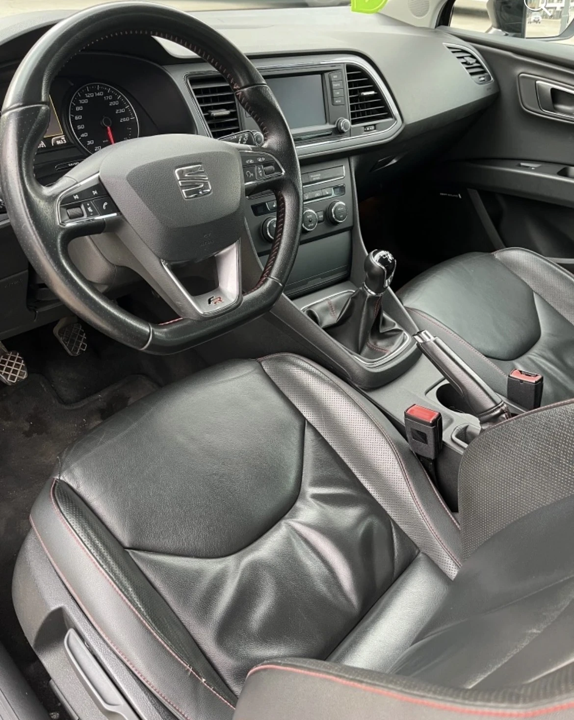 Seat Leon 2.0TDI FR - изображение 8