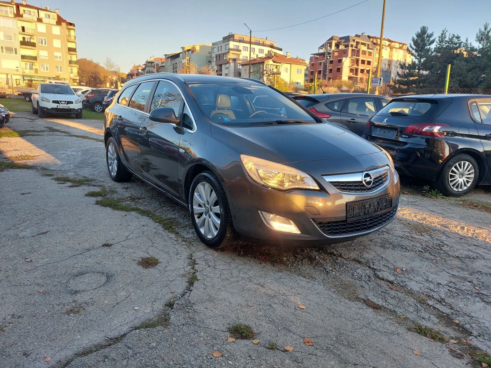 Opel Astra 1.7CDTI* 6-SPEED* 36м. х 207лв.*  - изображение 6