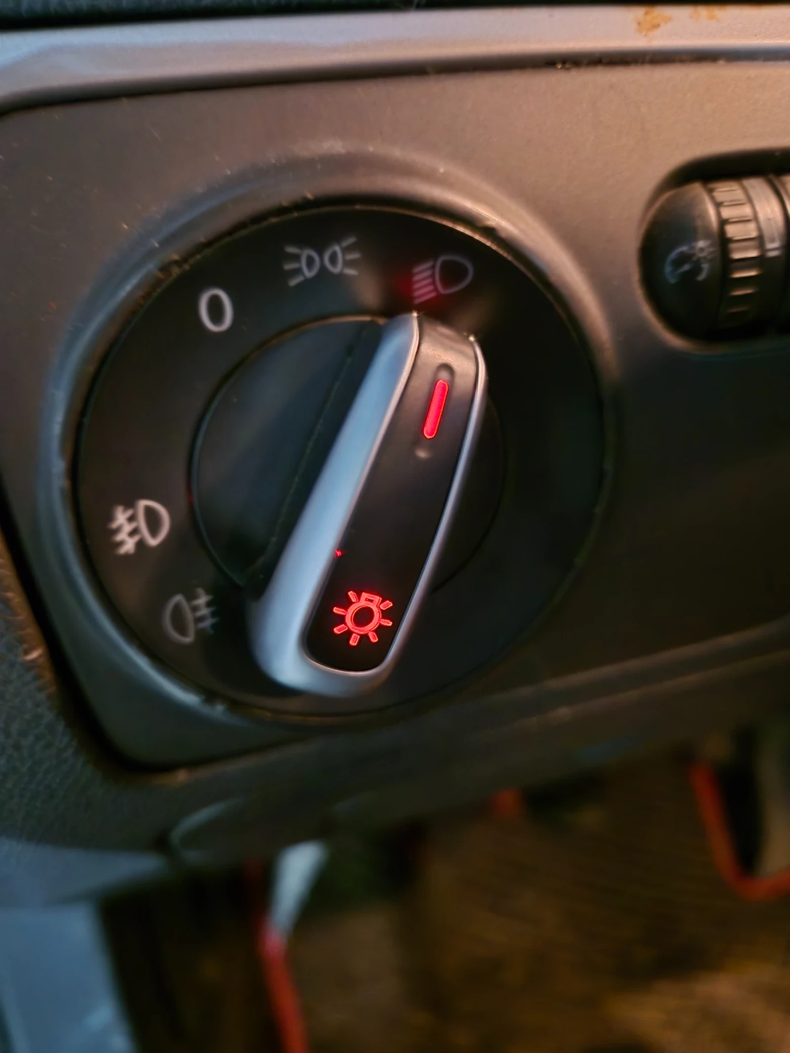 VW Golf 2.0TDI 140�.� | Mobile.bg � ����������� 13