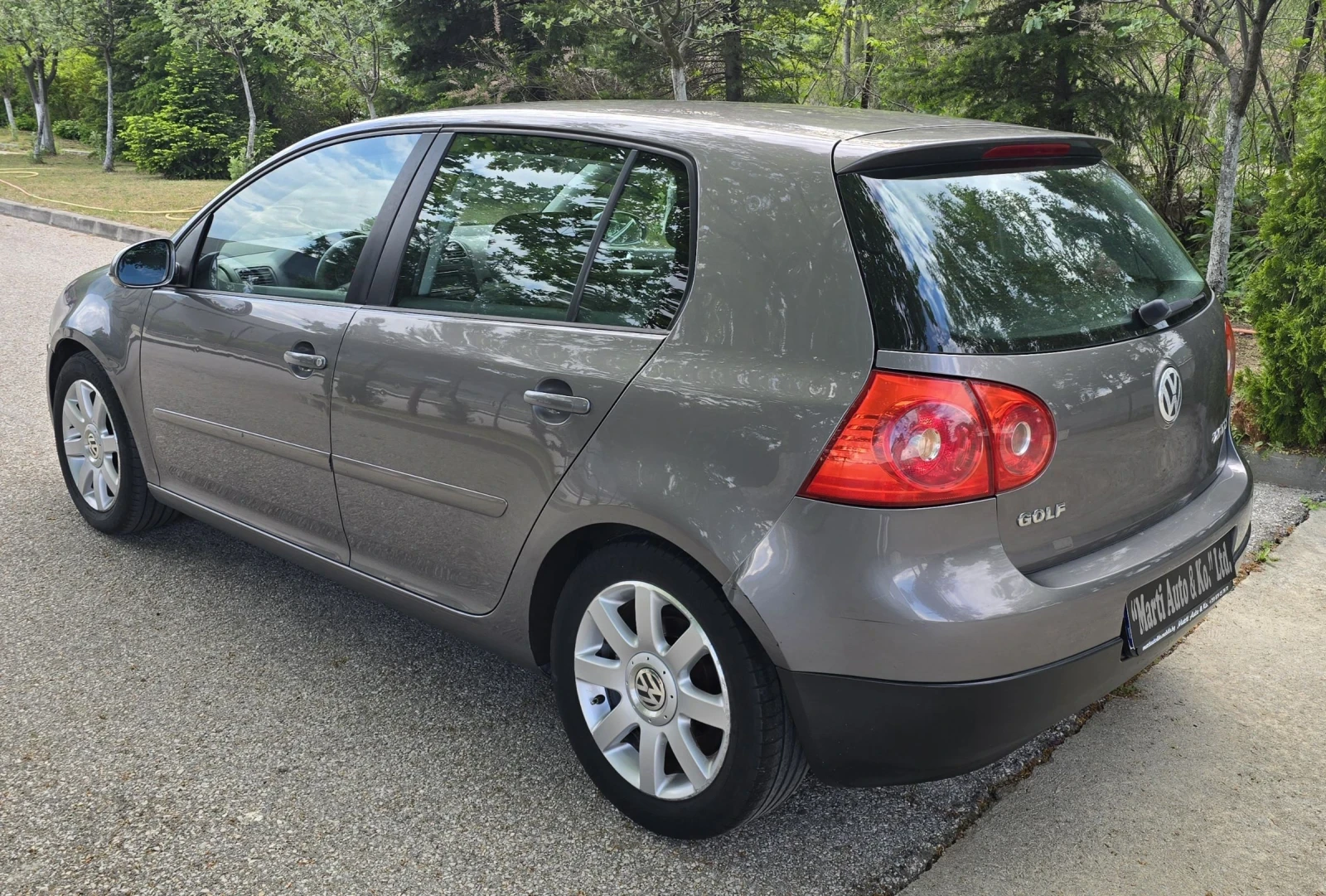 VW Golf 2.0 TDI 6 Скорости !!! , снимка 10 - Автомобили и джипове - 52877376