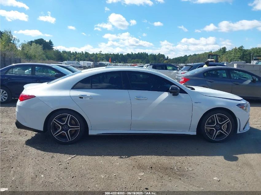 Mercedes-Benz CLA 350 AMG 4MATIC* Burmester* ПОДГРЕВ* AMBIENT - изображение 8