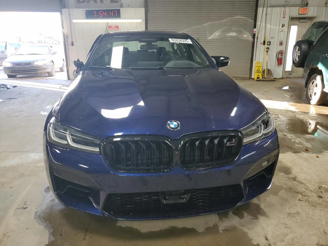 BMW M5  - изображение 5