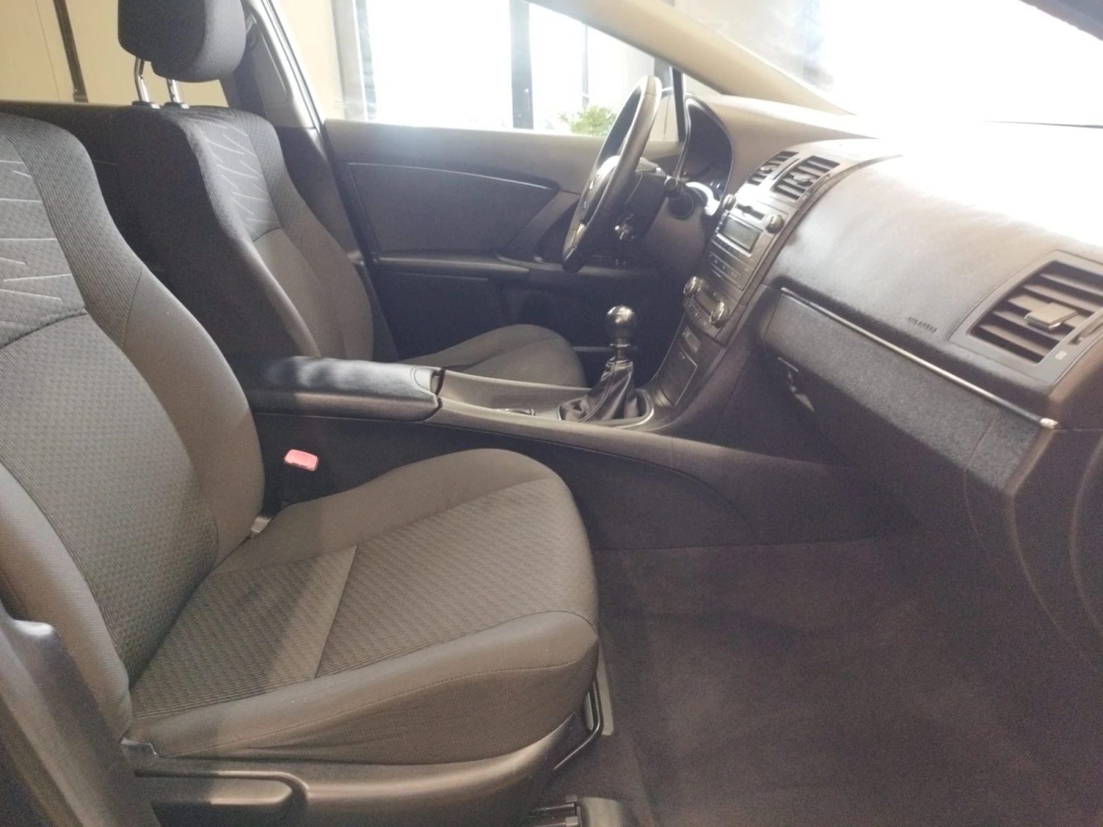 Toyota Avensis 2.2 D4D EXECUTIVE | Mobile.bg � ����������� 9