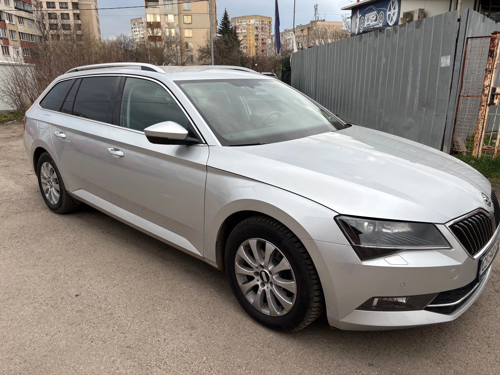 Skoda Superb 1.8 TSI (EA888), снимка 4 - Автомобили и джипове - 54087066