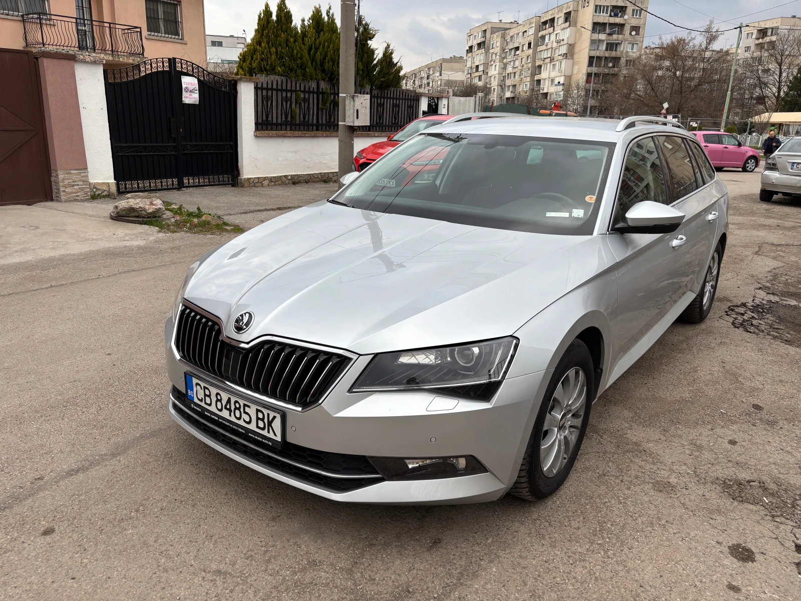 Skoda Superb 1.8 TSI (EA888), снимка 3 - Автомобили и джипове - 54087066