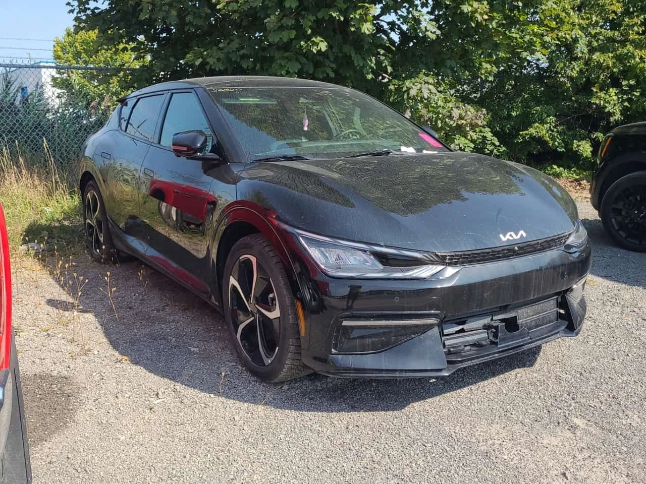 Kia EV6 4D UTILITY AWD | LAND GT LINE /DISTRONIC/360, снимка 2 - Автомобили и джипове - 54156245