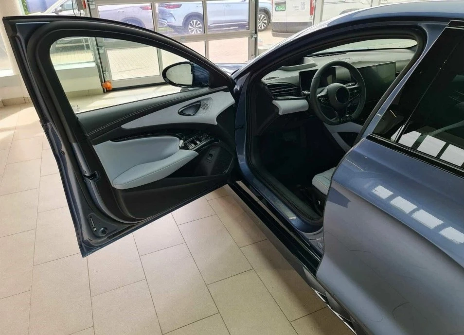 BYD Seal Excellence 82.5 kWh AWD, снимка 12 - Автомобили и джипове - 54745759