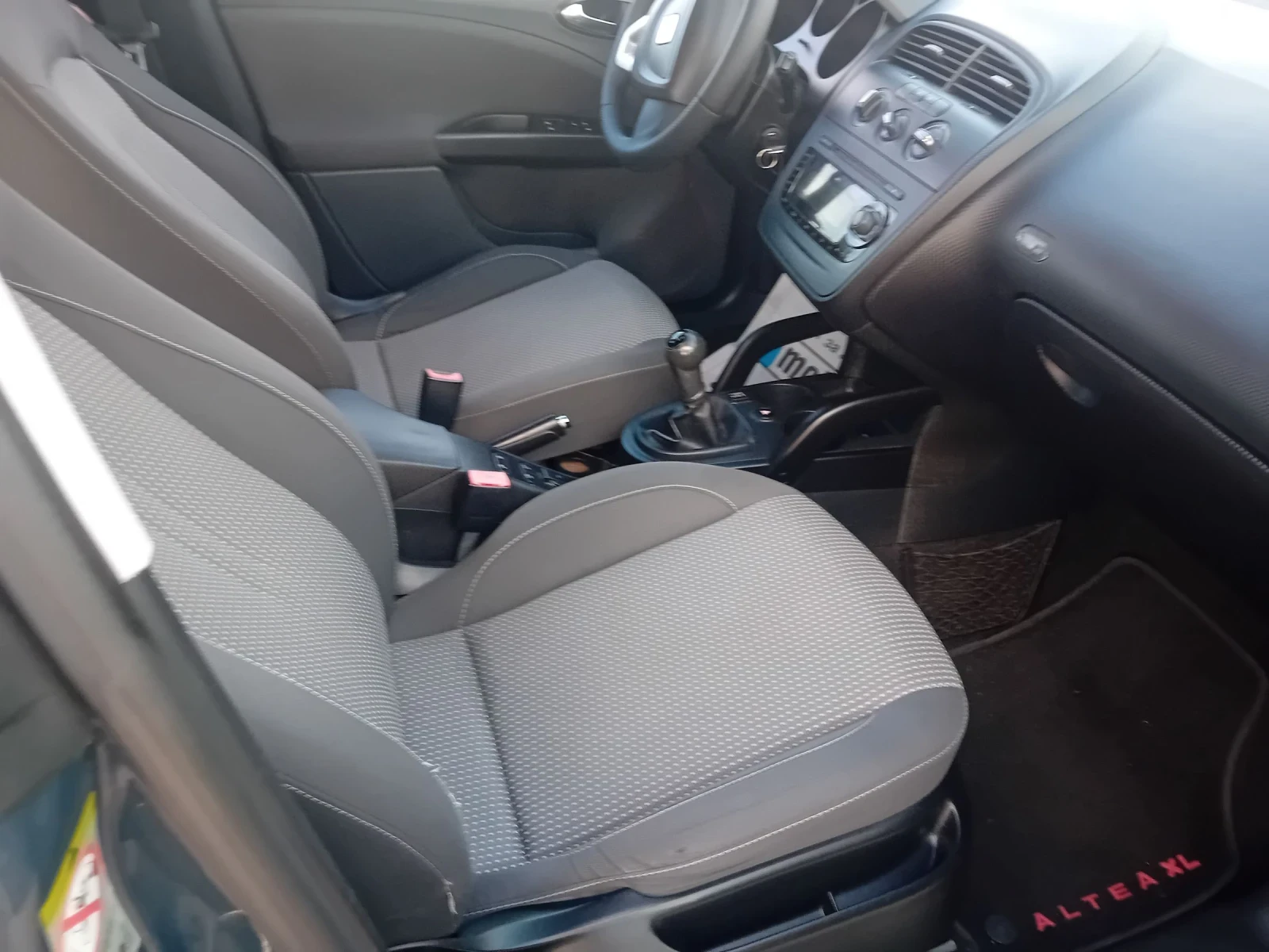 Seat Altea 1.6 102к.с Xl, снимка 11 - Автомобили и джипове - 54874821