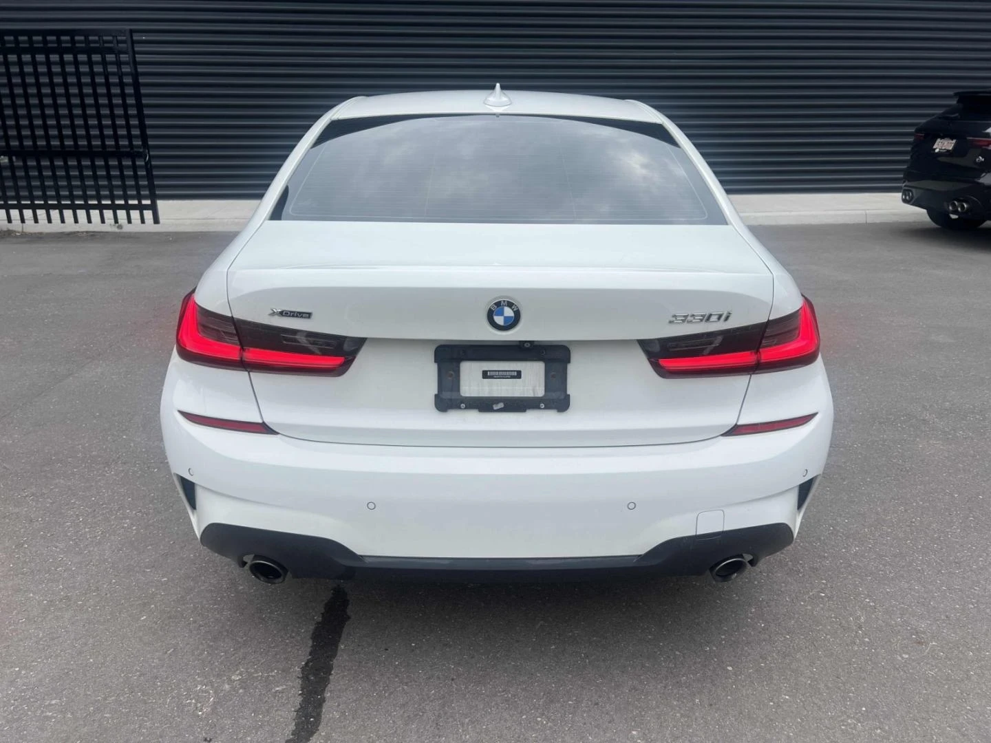 BMW 330 M-pkg| HUD| 360| Adaptive M| Keyless, снимка 4 - Автомобили и джипове - 55058260