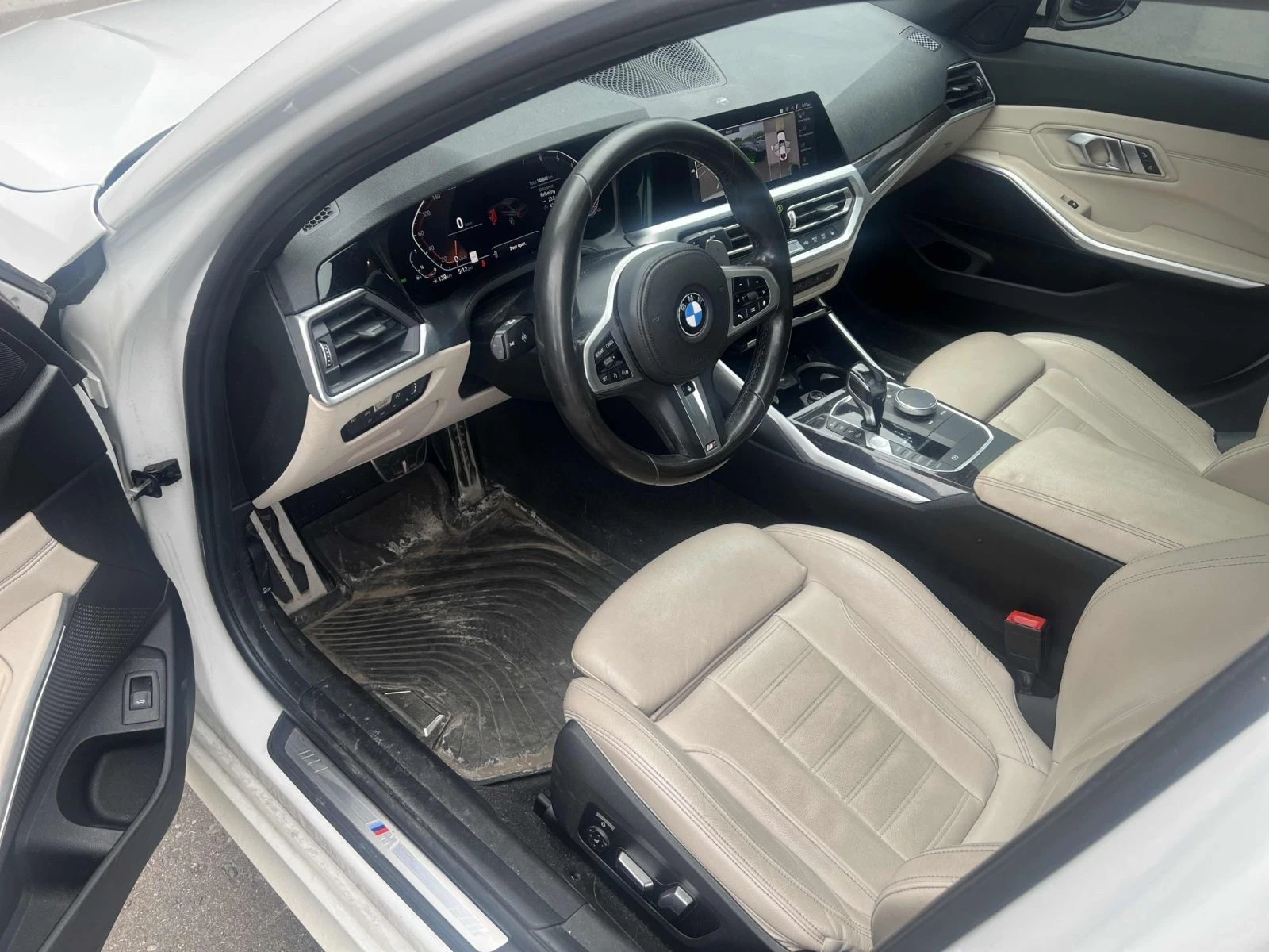 BMW 330 M-pkg| HUD| 360| Adaptive M| Keyless, снимка 6 - Автомобили и джипове - 55058260
