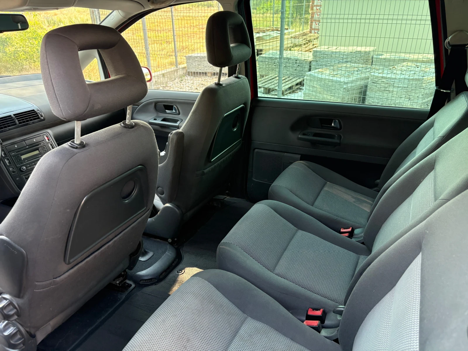 Seat Alhambra 1.9TDI 4x4, снимка 9 - Автомобили и джипове - 55067376