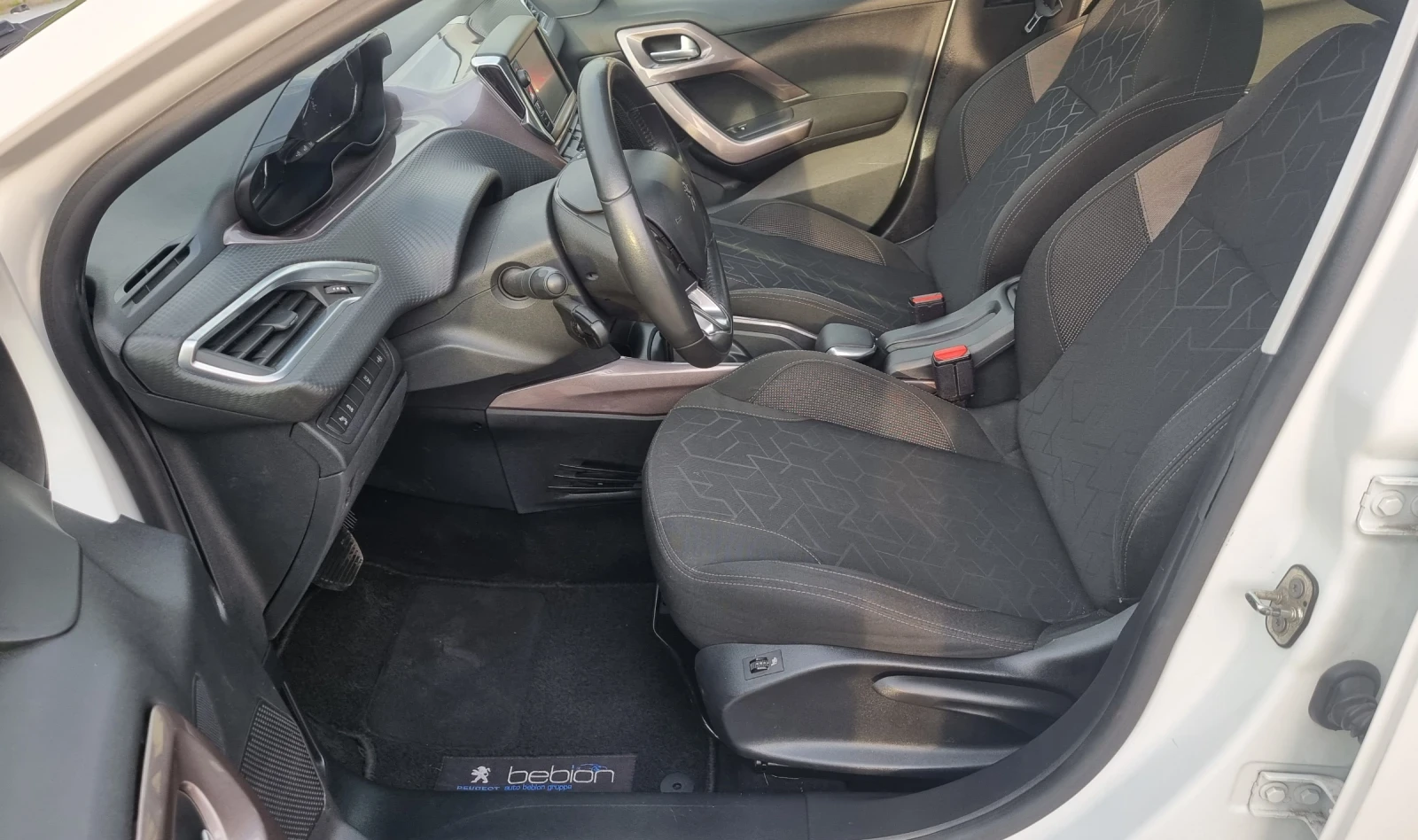 Peugeot 2008 ������   1.6 120�� | Mobile.bg � ����������� 8