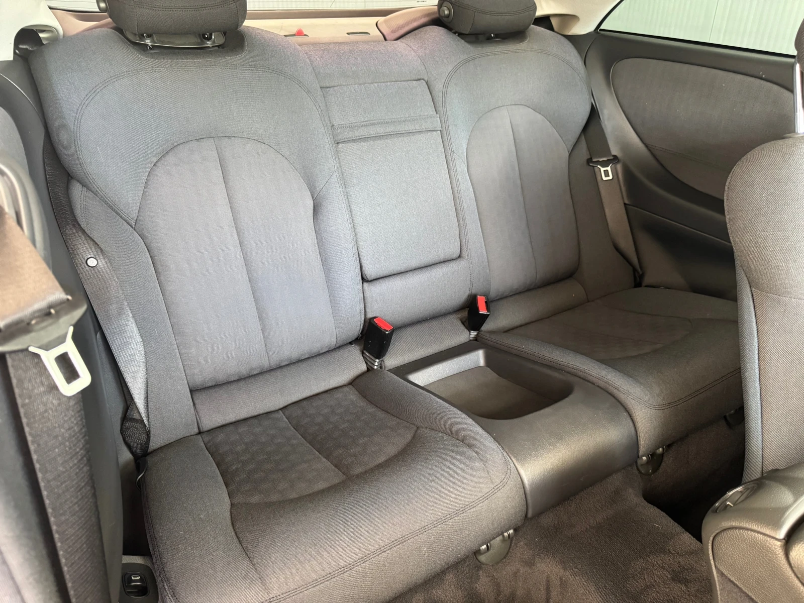 Mercedes-Benz CLK AVANTGARDE-GERMANY, снимка 12 - Автомобили и джипове - 55435899