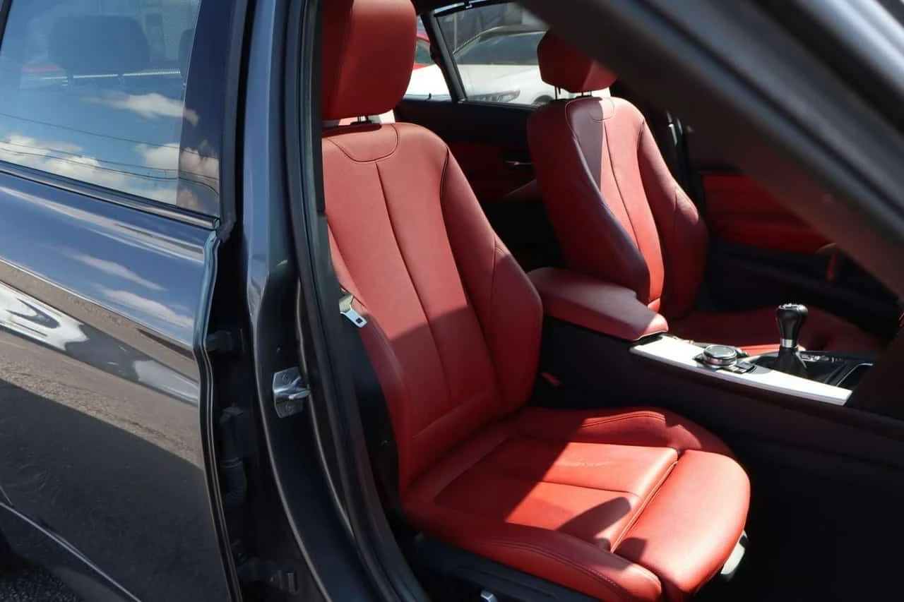BMW 340 * 340i xDrive Manual Sedan Safety Certified Red In, снимка 16 - Автомобили и джипове - 55492680