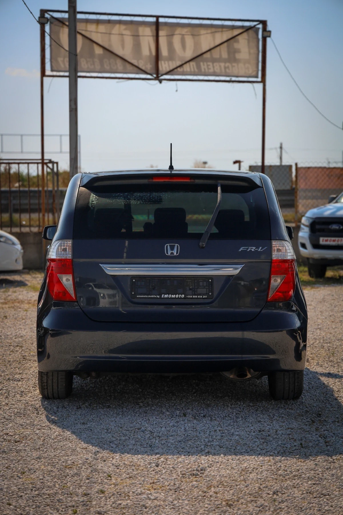 Honda Fr-v 1.7 v-TEC ГАЗ ЛИЗИНГ, снимка 4 - Автомобили и джипове - 55568149