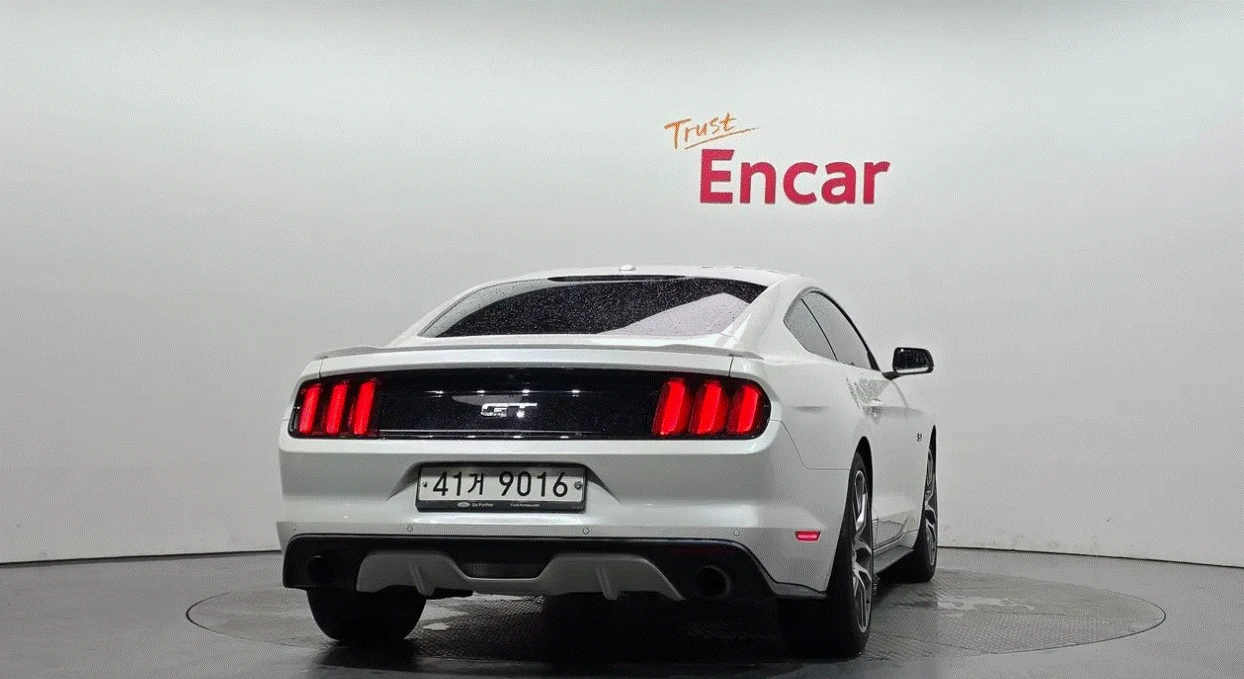 Ford Mustang GT | PREMIUM PKG | ОБДУХВАНЕ | BLIND SPOT | CAMERA, снимка 4 - Автомобили и джипове - 55598260