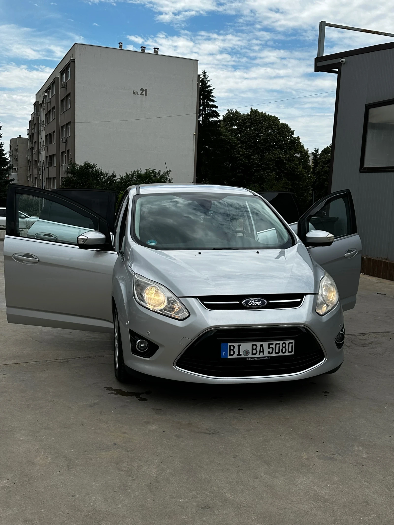 Ford C-max Само паркиране, снимка 3 - Автомобили и джипове - 55812362