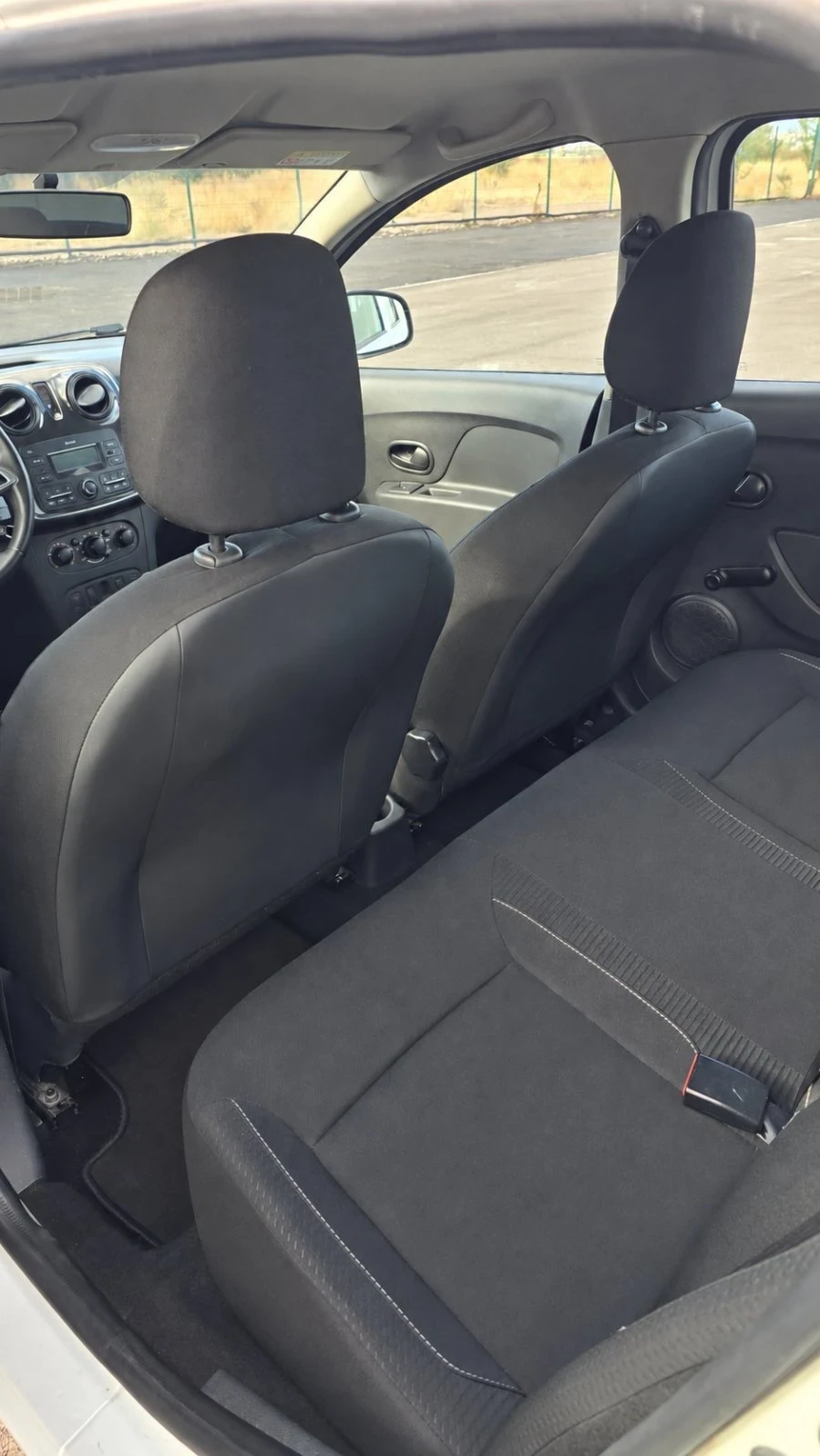 Dacia Logan 1.5dci/// 5 броя, снимка 14 - Автомобили и джипове - 56247116