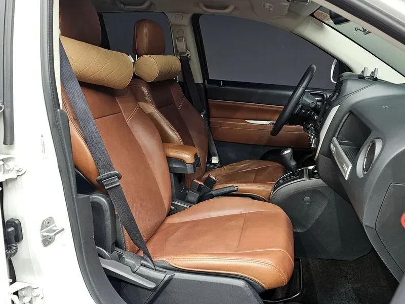 Jeep Compass, снимка 11 - Автомобили и джипове - 54463270
