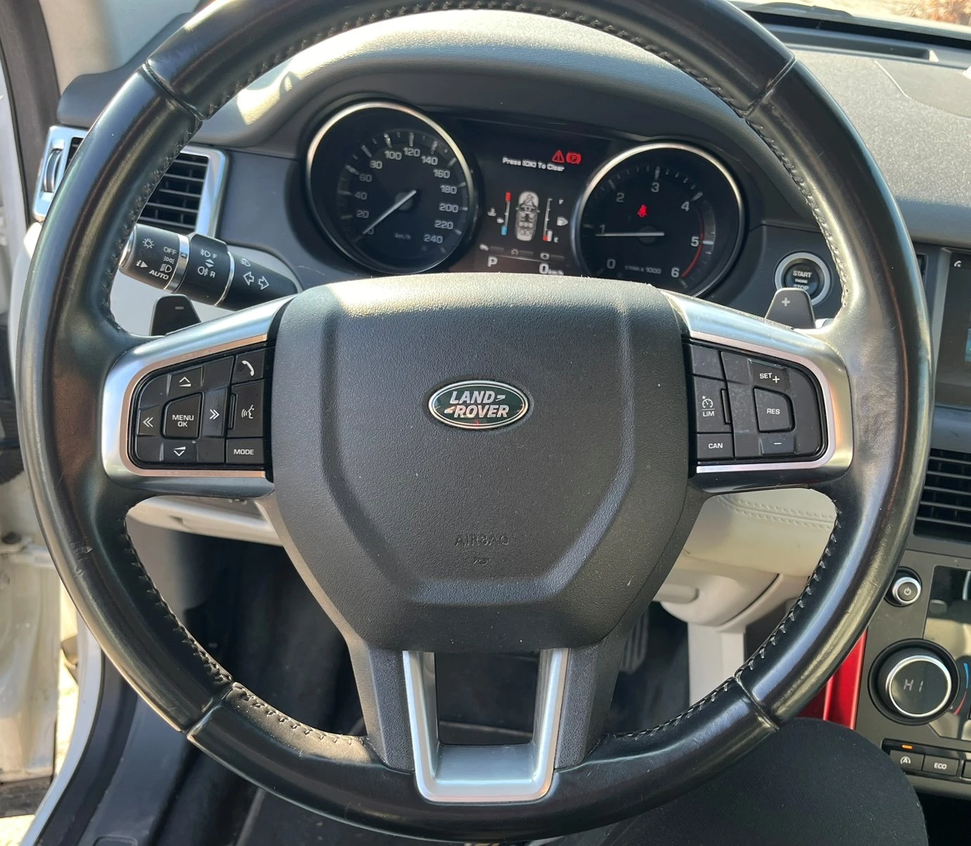 Land Rover Discovery Sport 2.0D 150hp - изображение 8