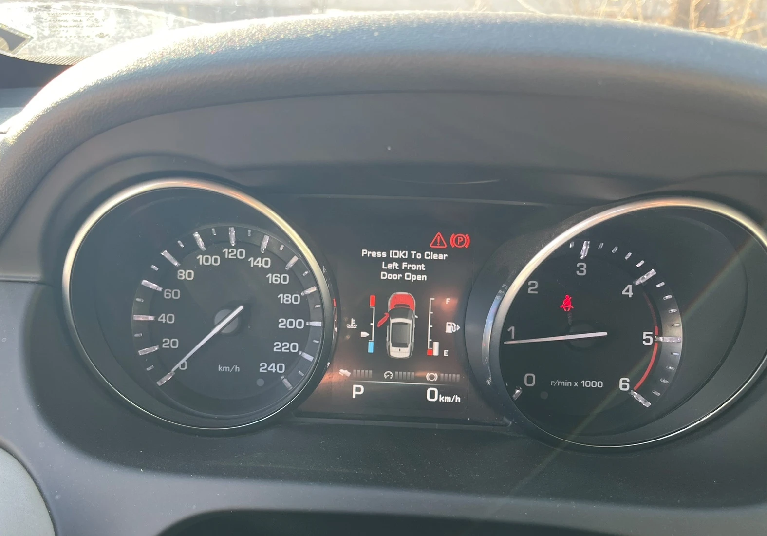 Land Rover Discovery Sport 2.0D 150hp - изображение 7