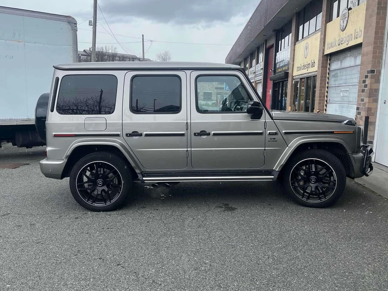 Mercedes-Benz G * AMG 63 * PANO* KEYLESS* ПОДГРЕВ* , снимка 3 - Автомобили и джипове - 53847249