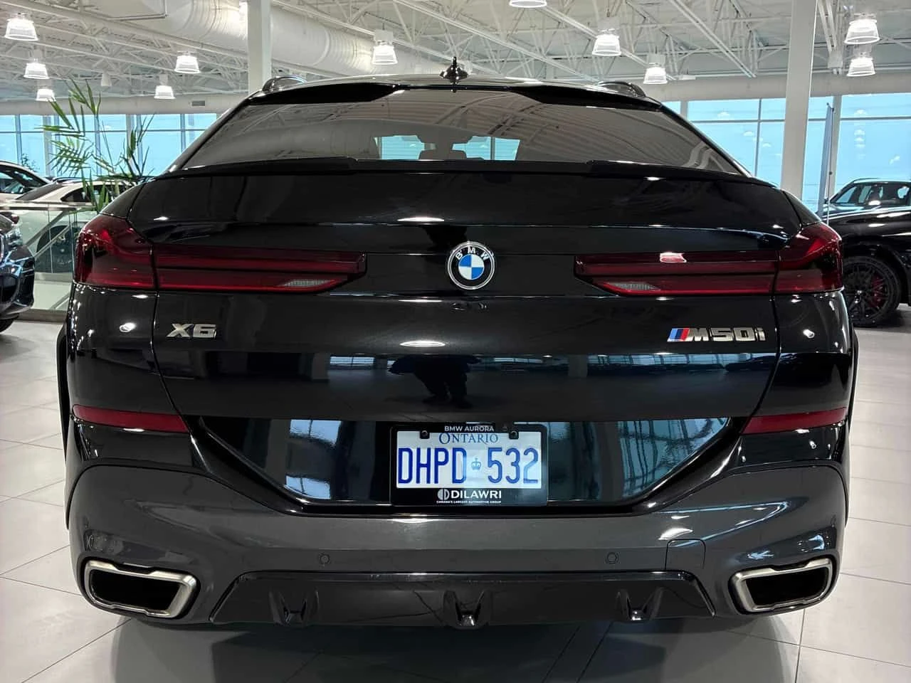 BMW X6 M50i/CARFAX/360/ОБДУХВАНЕ/ПАНОРАМА/ДИСТРОНИК, снимка 5 - Автомобили и джипове - 53956565